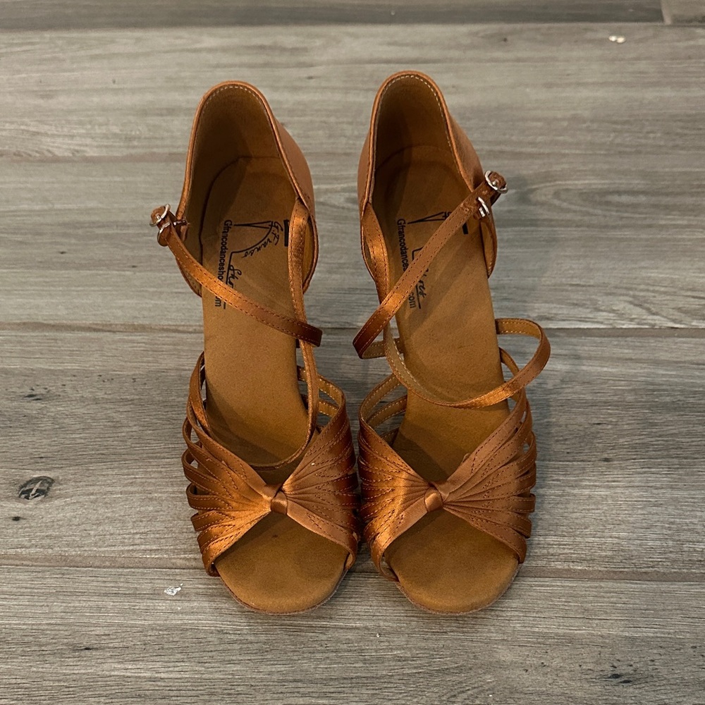 Women’s GFranco Sunset Dance Shoes, Size 8.5